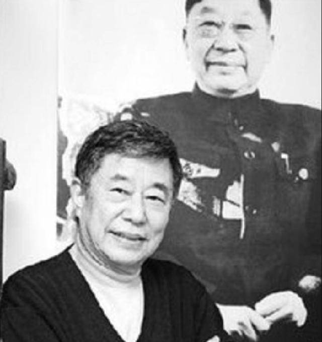 老舍之子舒乙:曾在公园陪父亲遗体坐了一整天,一生夹着尾巴做人