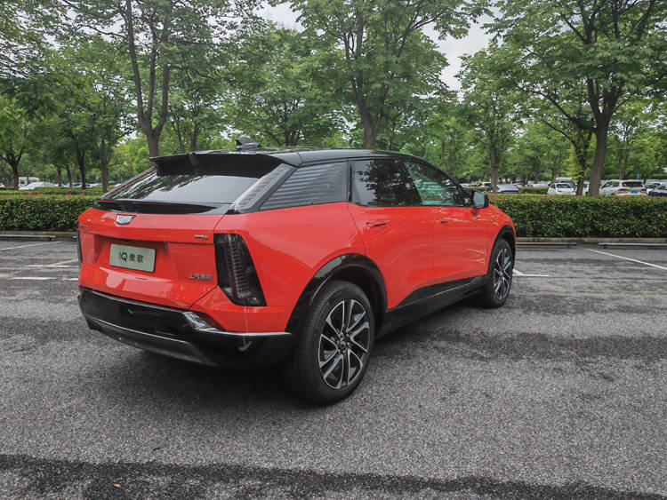 美式纯电新选 体验凯迪拉克傲歌