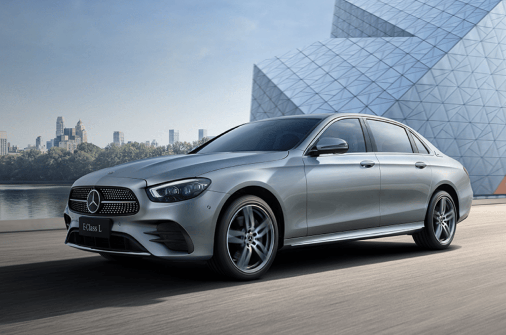 奔驰旗下的中大型高端豪华行政轿车,了解奔驰e级先进的技术