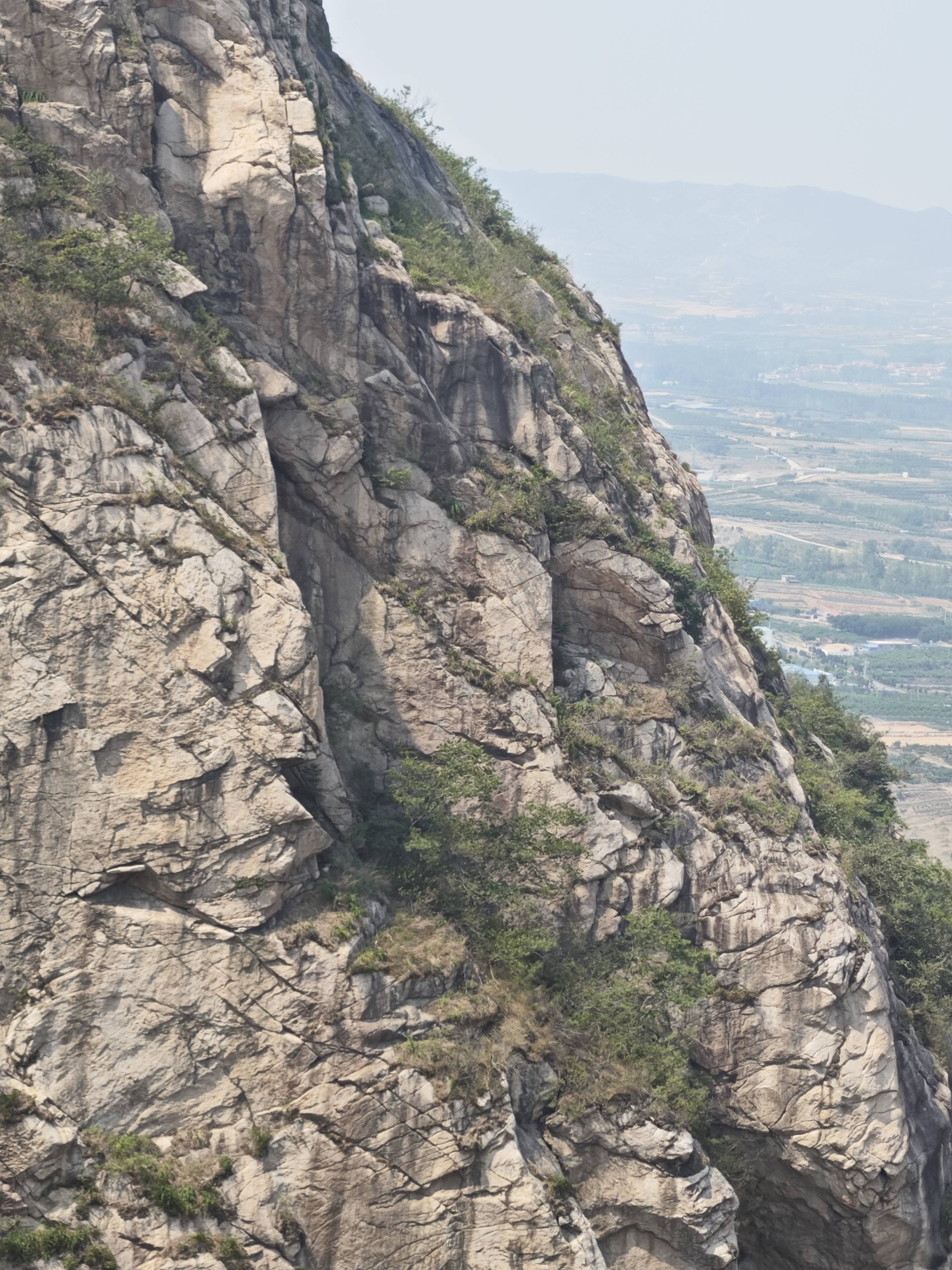 雄奇瑰丽虎头崖(叟崮)