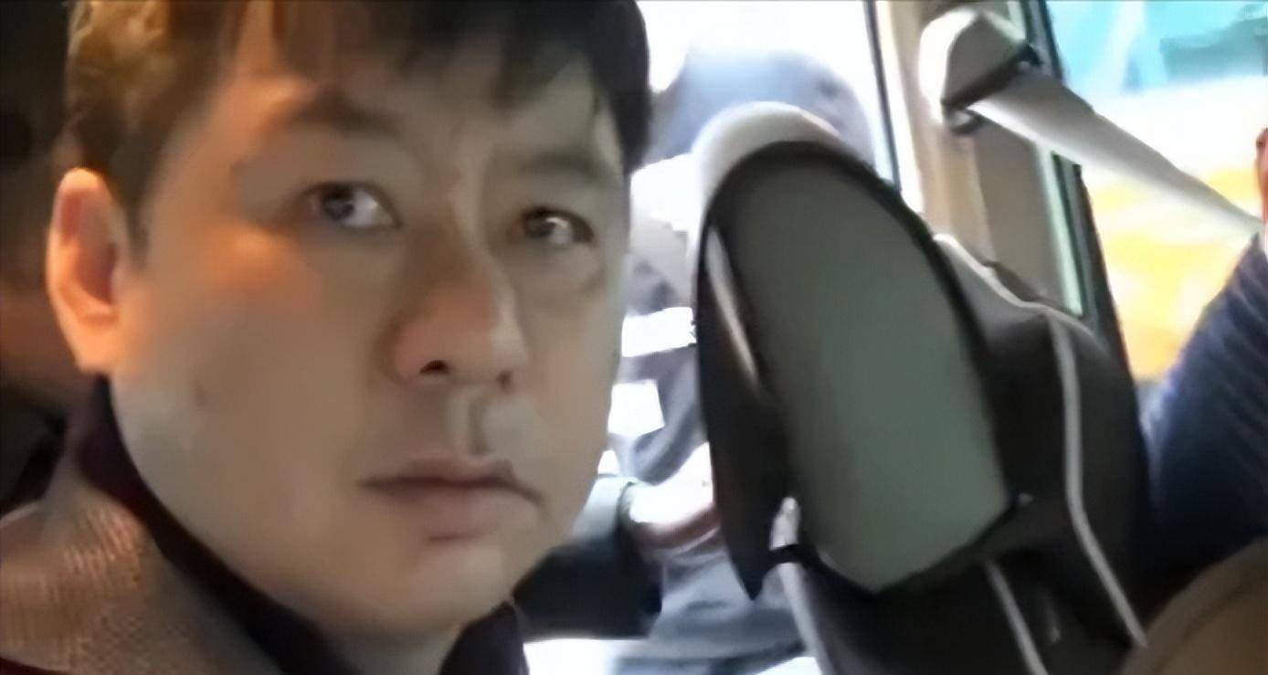 "覆灭史:银行卡流水达六七十亿,花2000万策反协警_文烈宏_张剑波_赌债