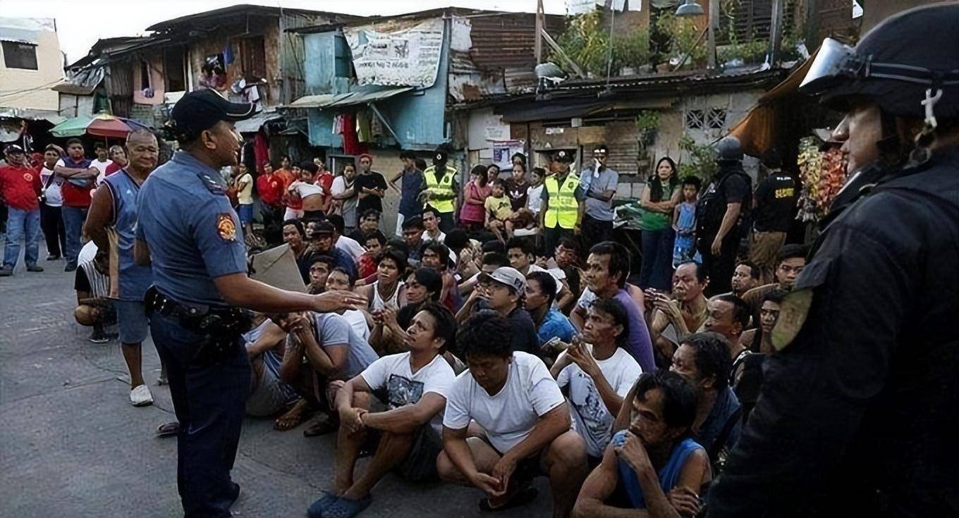 涉毒刑责降到12岁,一个月内处死4000人_毒品_菲律宾_美国的