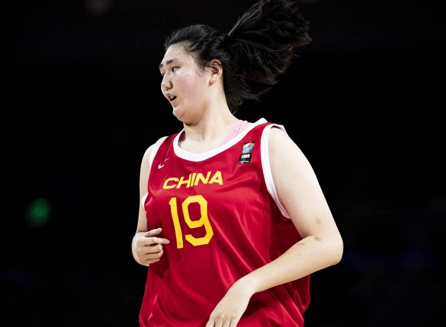 未来巨星！张子宇获得女篮U18亚洲杯最有价值球员_小树_体育_决赛