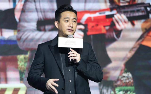 38岁因"夜宿门"身败名裂,9年过去了,黄海波终于不"装"了