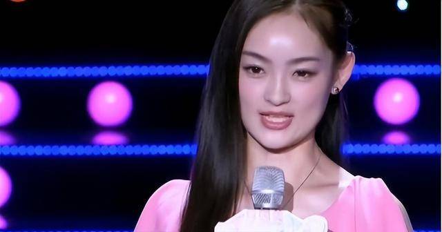 一家人精彩的表演赢得了评委和观众的喝彩,沙鸥说巴帅给了她感动,给了