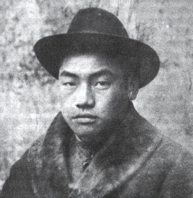 1957年,李涛上将时隔30年回乡,嘱咐持枪警卫:回家了,收起来