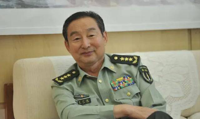 彭小枫:曾任"二炮"政委,父亲是新四军将领,2006年晋升上将