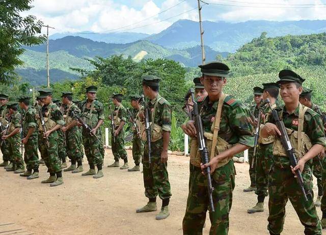 缅甸为何建立了军政府呢?