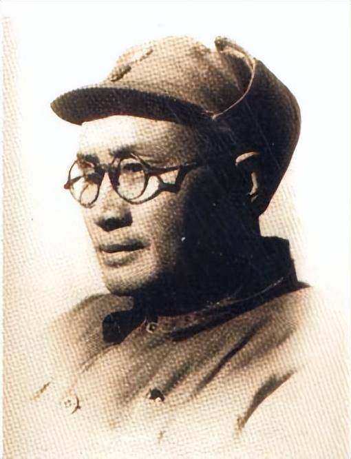 刘伯承办军事学校,想让陈毅当政委,周总理大笑:为了要钱方便吧