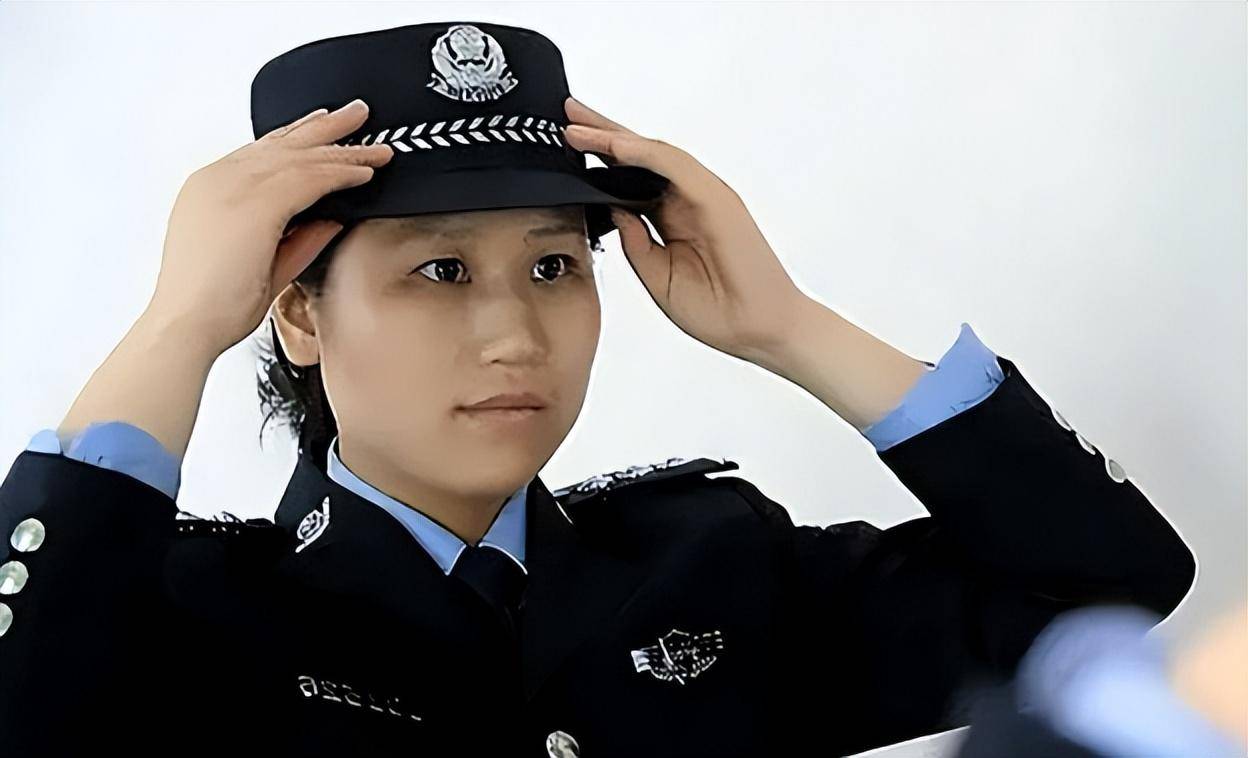 之后,蒋晓娟还被国家评为全国公安系统二级英雄模范称号,还