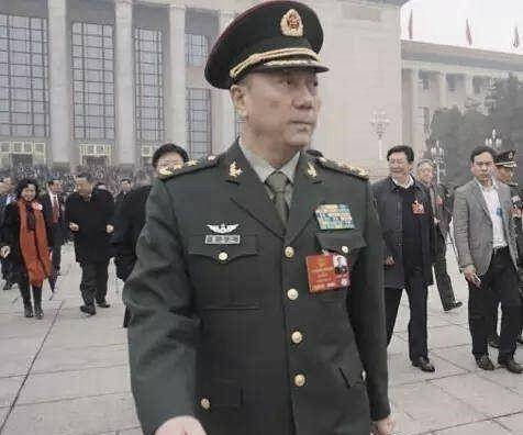 最厉害的国防部长!曾率千岁军坚守上甘岭40天,两个儿子都是中将