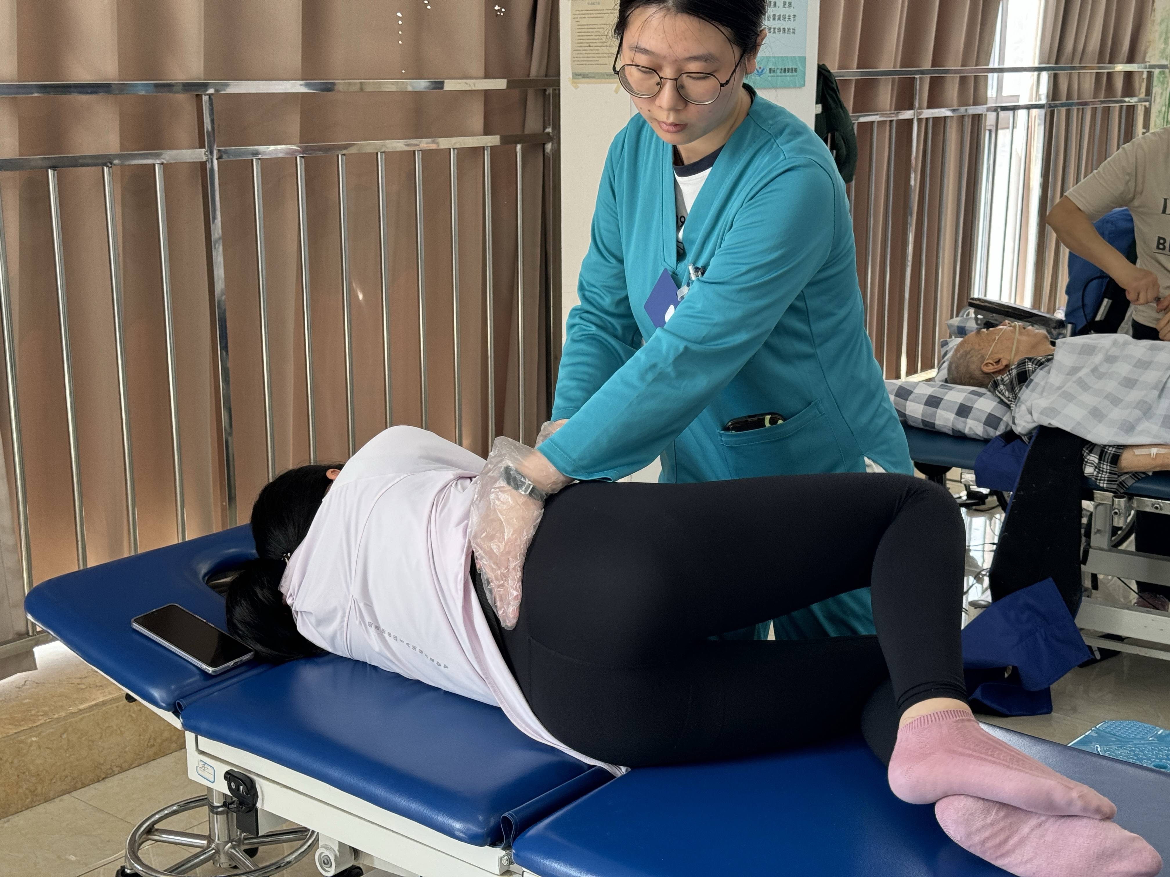 小脑共济失调症恢复期减重系统支持训练