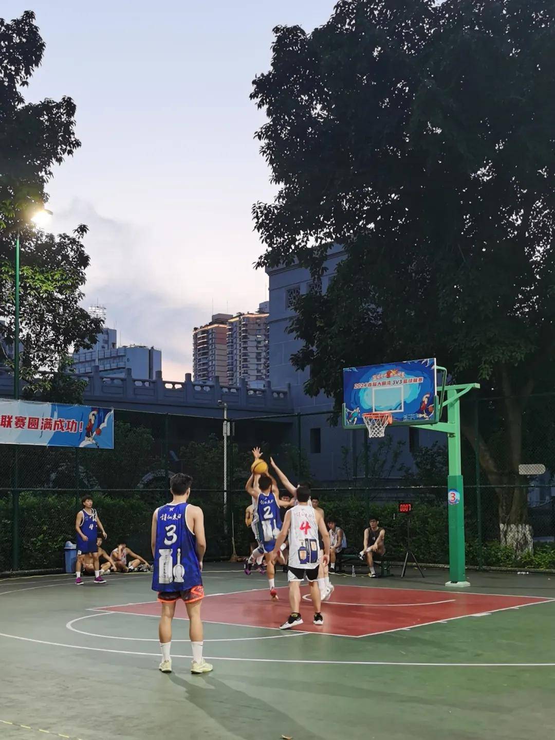 3个月100多场!大田湾3v3篮球联赛第一阶段比赛结束