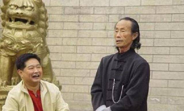 "鬼手"王保合:只靠3个球2只碗,让李嘉诚心甘情愿给他4