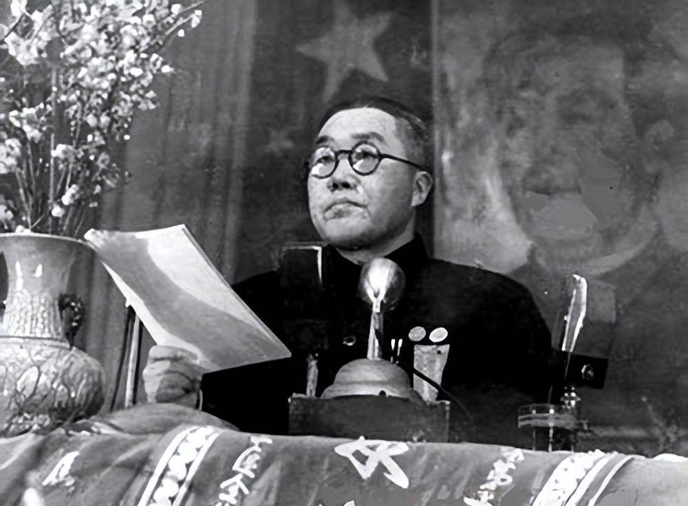 65年一名军统少将遗孀找到上海市长,市长泪目:一定会为你争取的