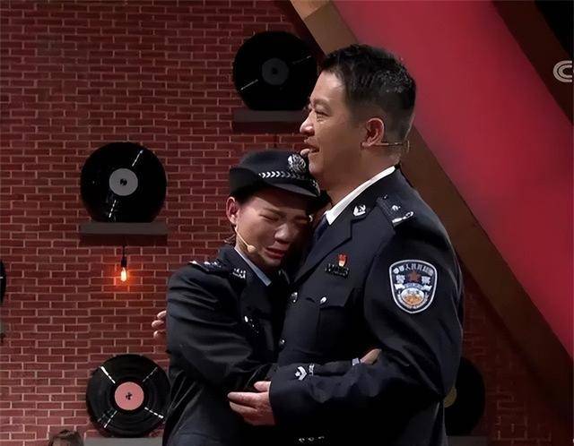 湖北警察王明华简介图片