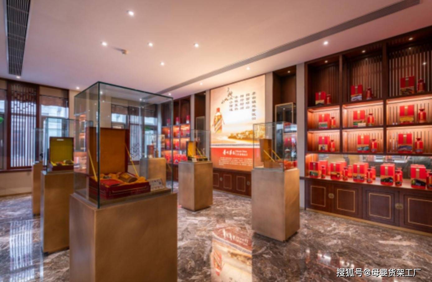 揭秘高档烟酒柜设计:专业技巧大公开!