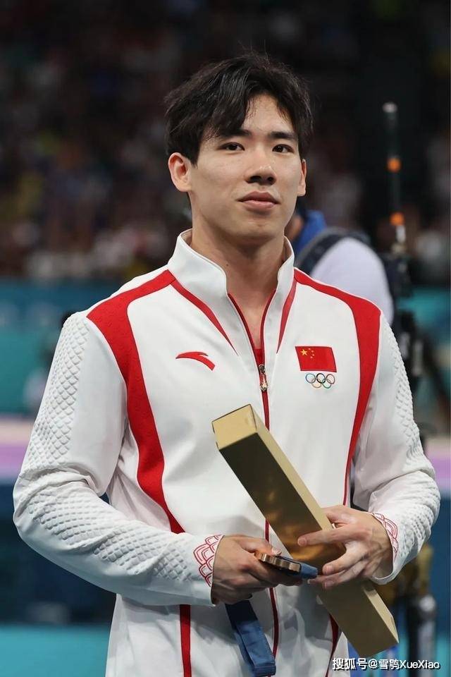 18,中国台湾选手唐嘉鸿获男子体操单杆铜牌.