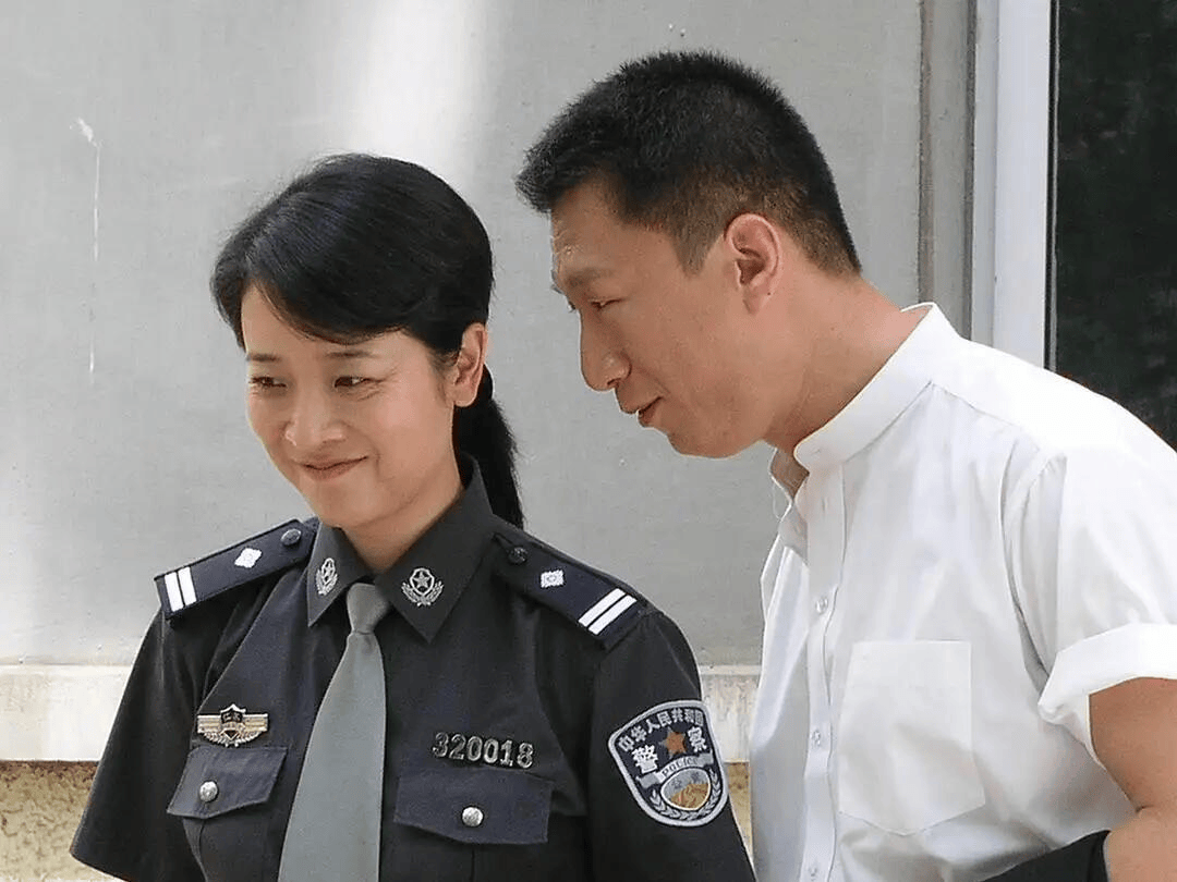 "国民媳妇"陈小艺:多次约会小鲜肉,丈夫却说相信她_刘惠_妻子_电视剧