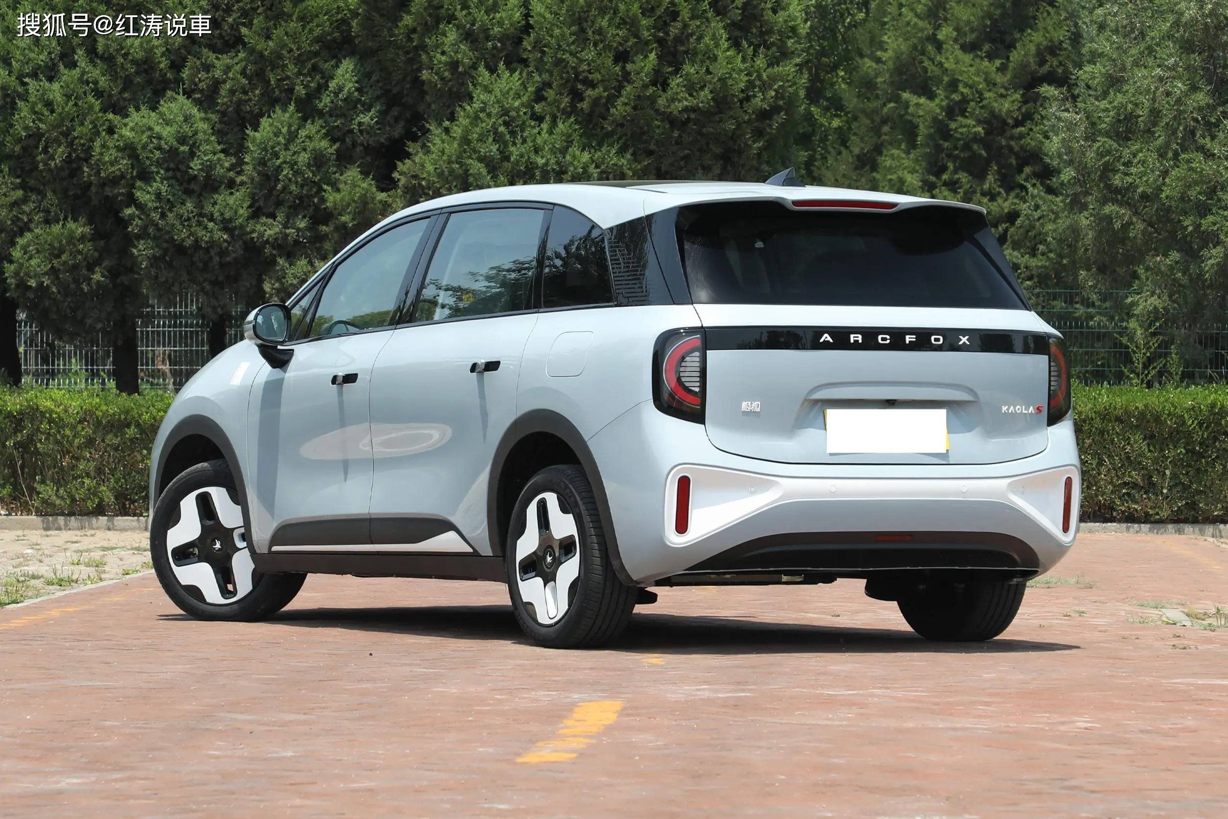 极狐考拉s上市,带侧滑门的suv,纯电续航500公里,售10.98万元起