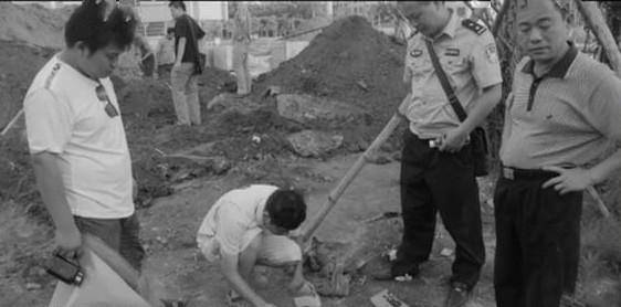 车祸男尸断头图片