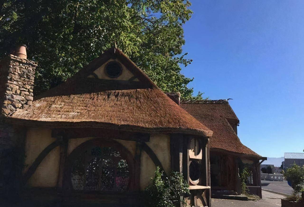 四川矮人村:五六岁停止生长,身高不超过0.8米,原因在一口古井