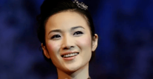 "央视才女"管彤,主持23年资历超过董卿,还曾被谣传与韩红结婚