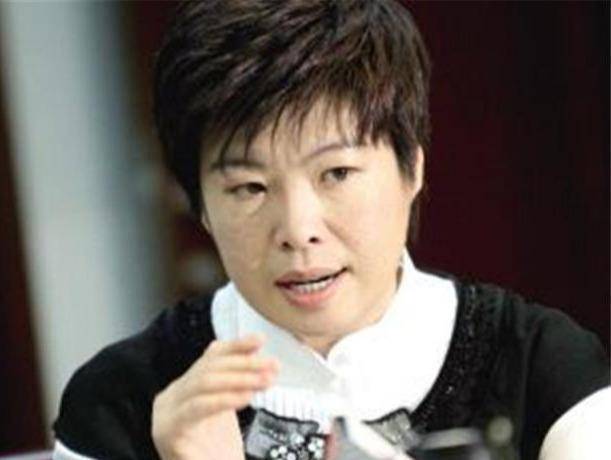 陈丹青谈余秋雨和于丹:一个无耻,一个像共青团辅导员