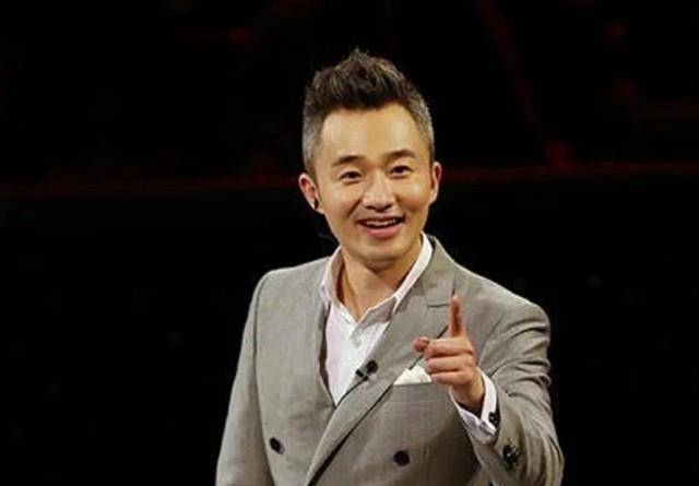 知名主持人程雷:身患肝炎娶小18岁娇妻,发病后妻子辞掉工作相陪
