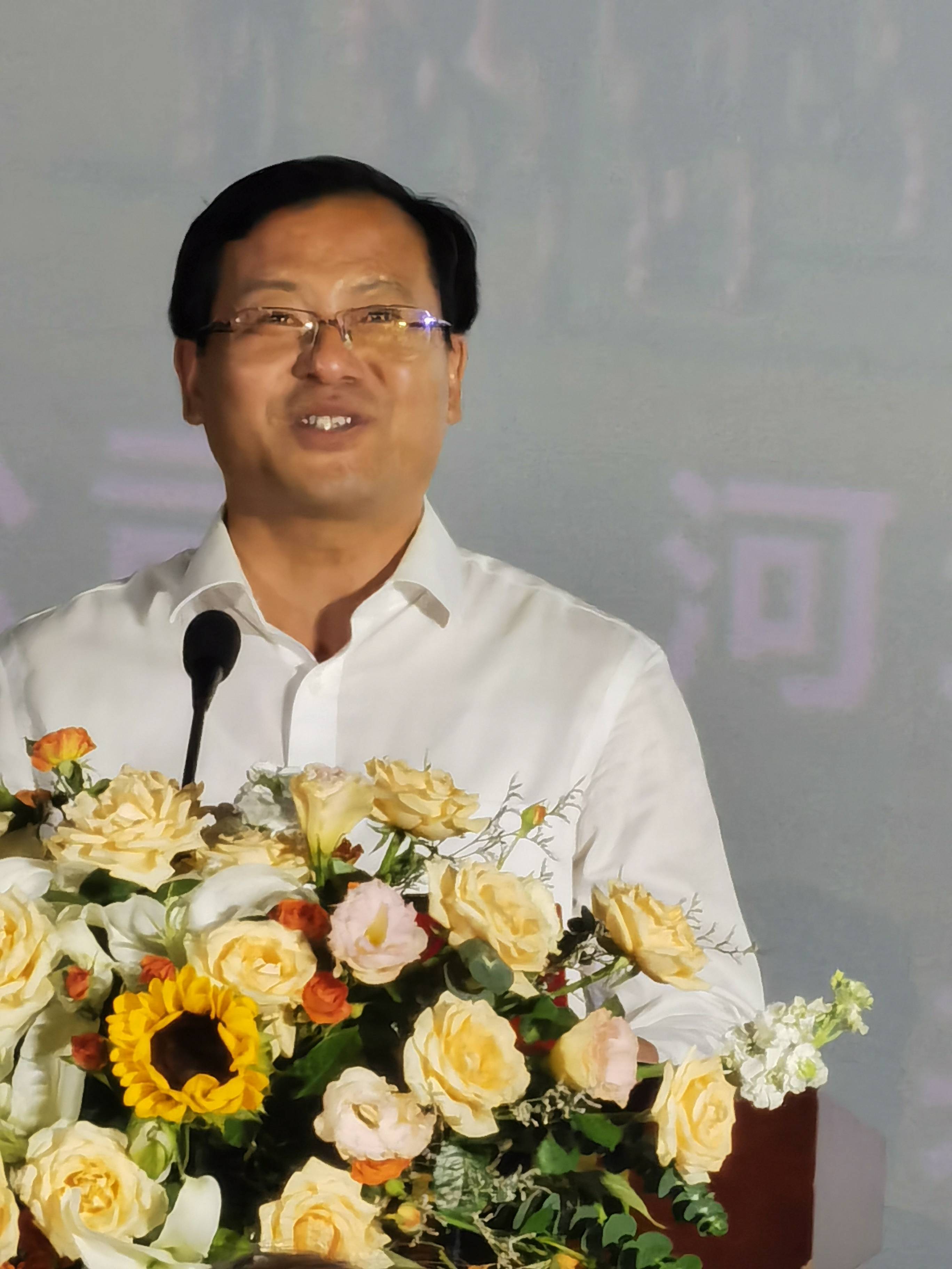 上,张家口市委宣传部长,统战部长燕旺林,塞北管理区党工委书记高云森