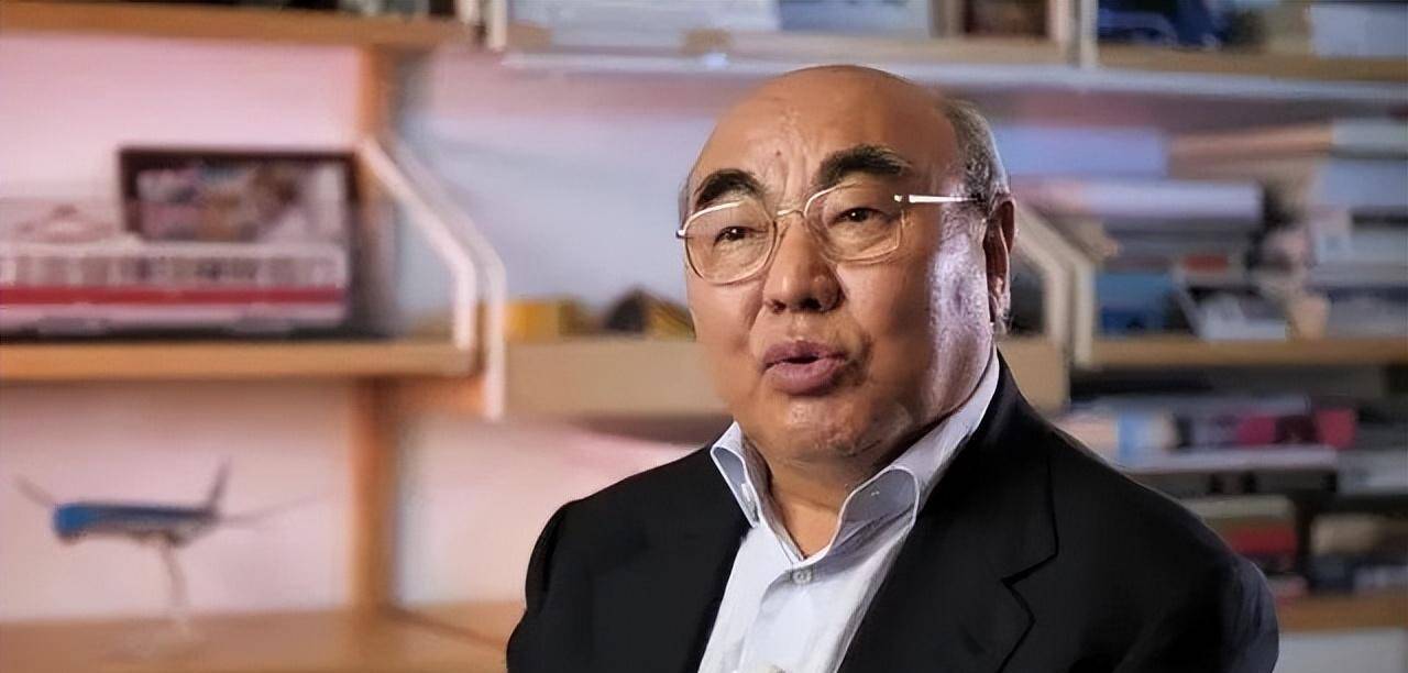 阿卡耶夫被赶下台后,沉寂了17年,为何俄乌战争爆发后才道出苦衷