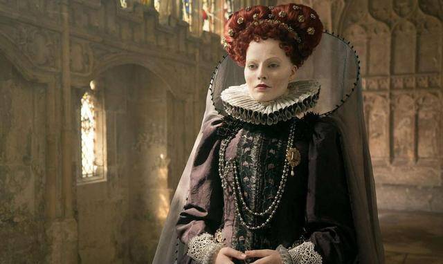 伊丽莎白一世:25岁当女王,为美貌戴假发抹铅粉,长达7天不卸妆