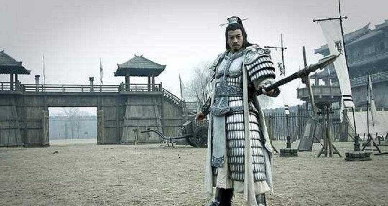项羽的霸王戟重达300斤,至今无人能拿起,难道是我们退化了吗?