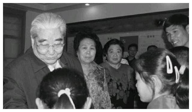 韩培信:曾主政苏州,扬州,1981年任江苏省委书记,享年97岁