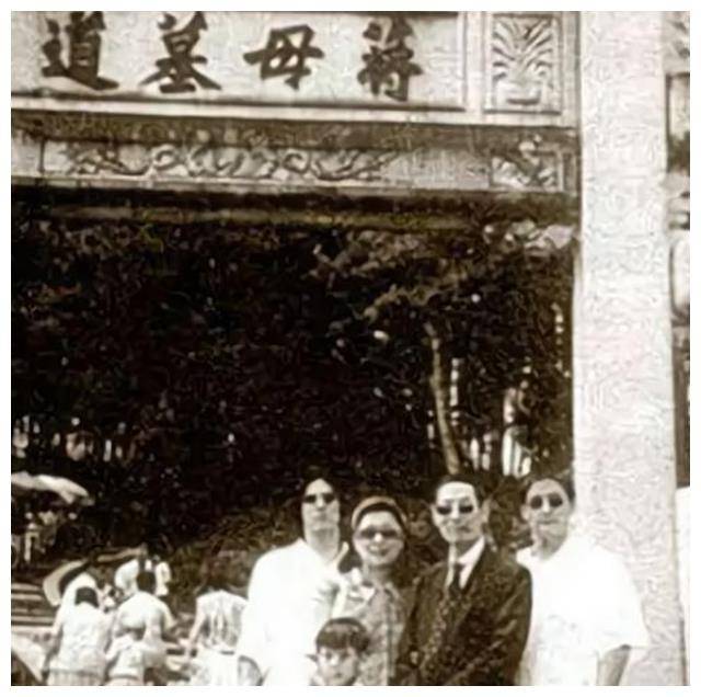 蒋孝勇想把"两蒋"移灵大陆,后公开大怒说了两句话,让世人唏嘘