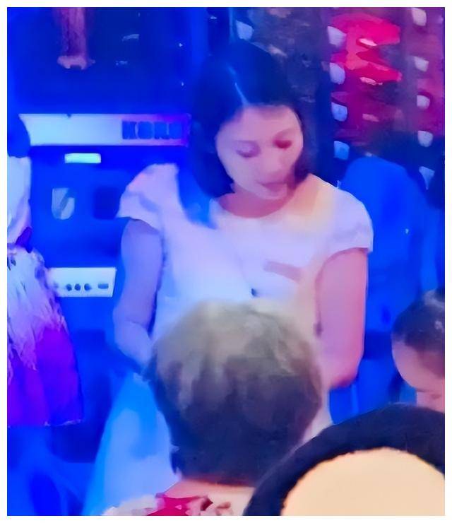 江西女魔头劳荣枝:3年杀害7人潜逃23年,被判死刑后仍说"不服"