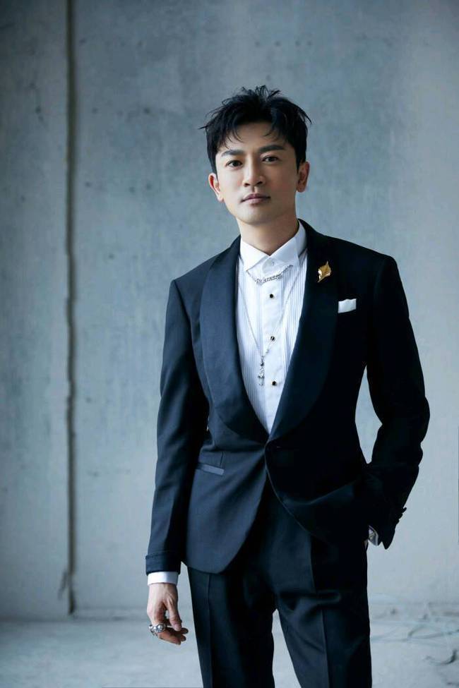 苏有朋经纪人洽谈商演出场费