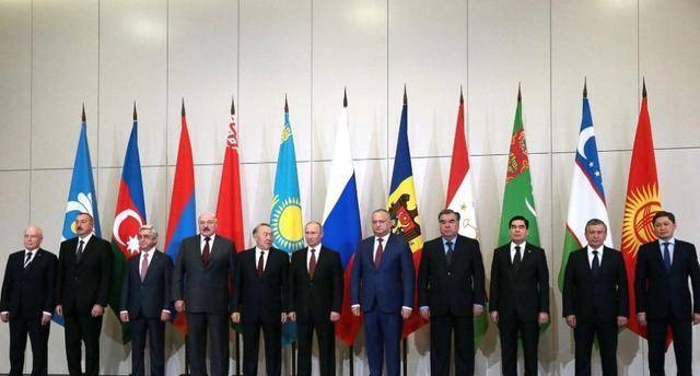 俄罗斯用了26年才替他还清,普京有多难?