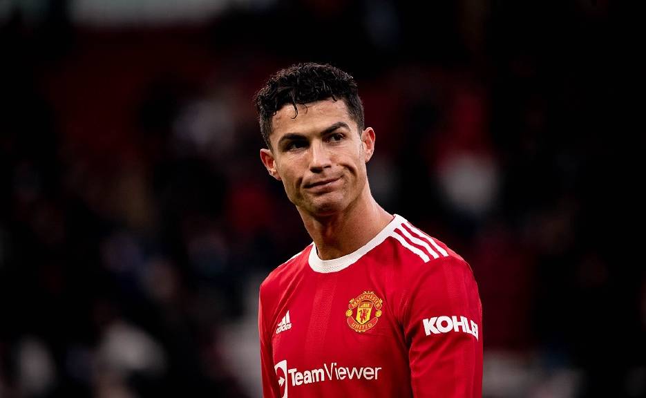 c罗说队友没屁股!还当面嘲笑费迪南德不帅!