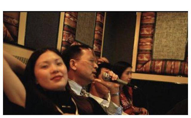 接微信投票业务_佣金投票微信怎么弄_微信投票佣金