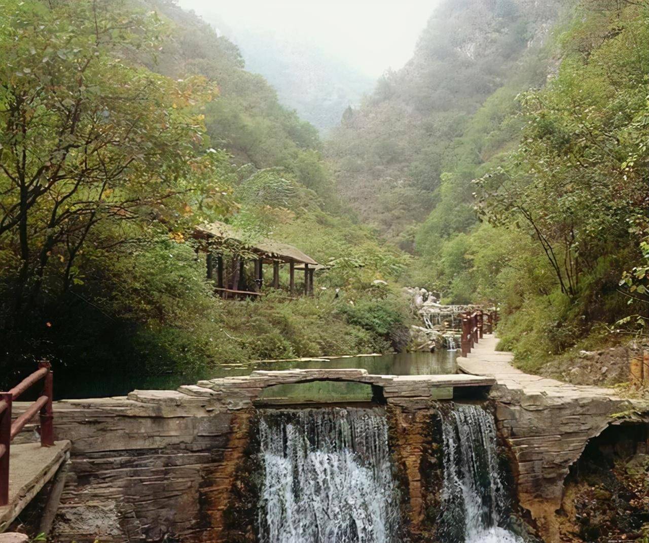 社旗假山风景区图片