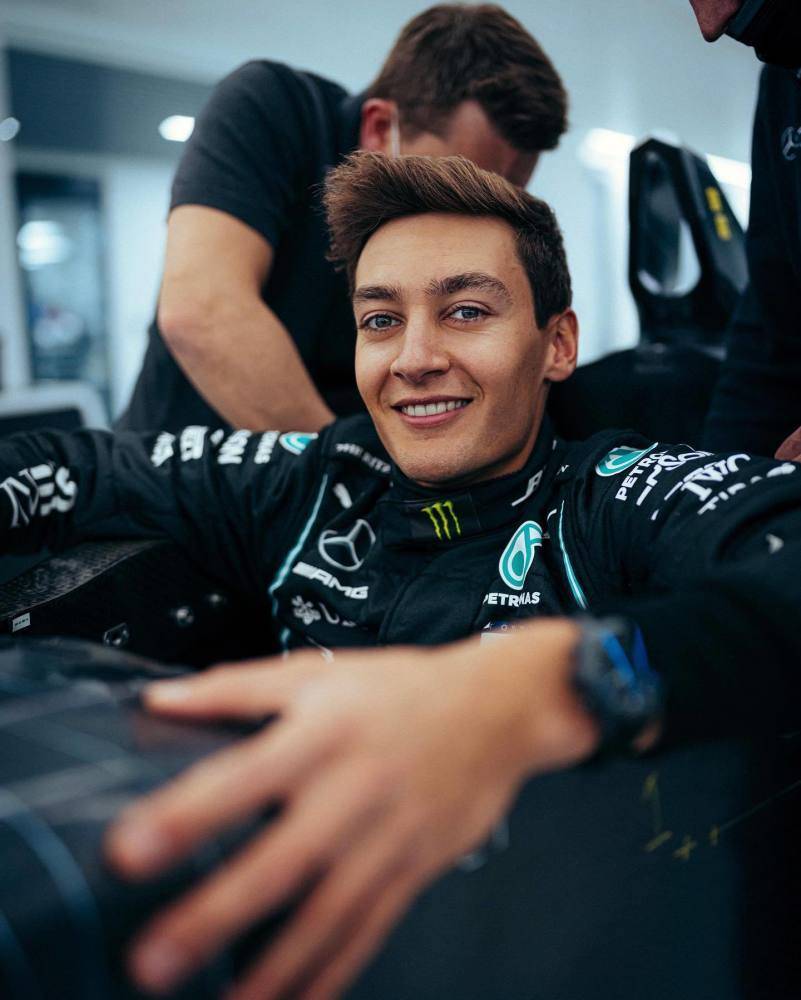 原创            F1赛车汇：周冠宇期待冲击Q2，勒克莱尔和拉塞尔寻求提升️-f1赛车手周冠宇