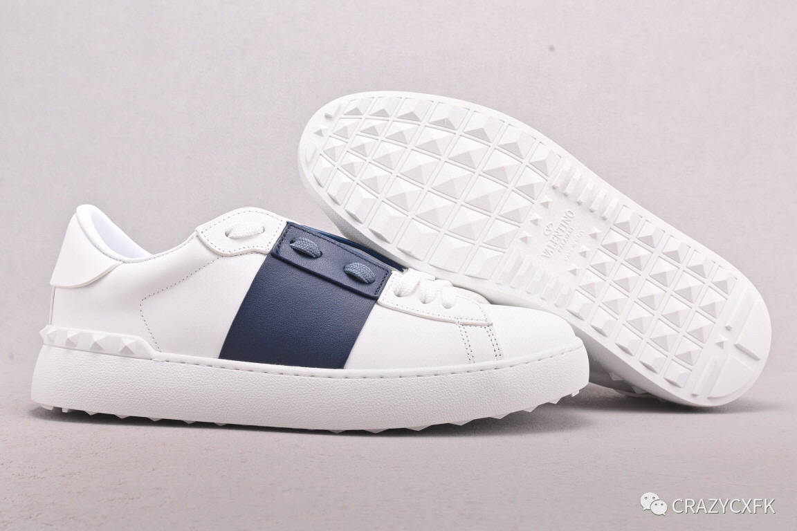 华伦天奴 Valentino Rockstud Untitled 朋克铆钉小白鞋_装饰_构塑_鞋舌