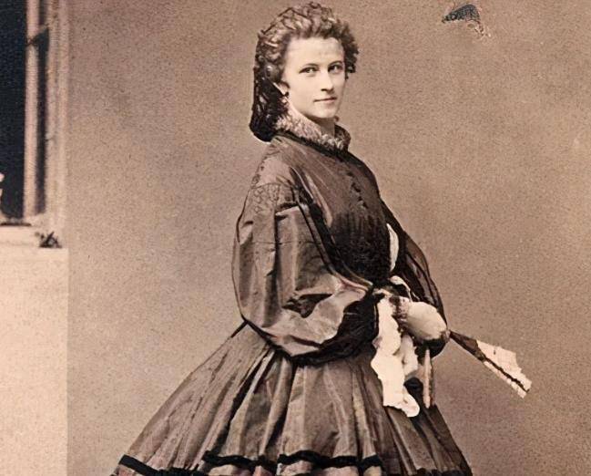 她的姐妹同样漂亮高贵,有着怎样的婚姻和命运_玛丽_弗朗西斯_海伦