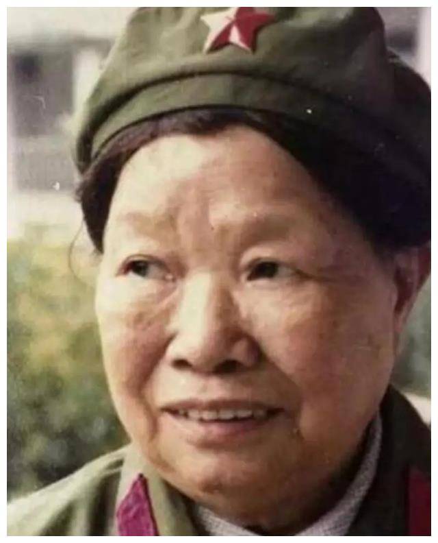 给红军造成损失的李德,娶了参加长征的30名女性之一,后来怎样