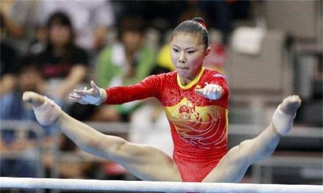退役后的体操公主何可欣:模样大变被疑整容
