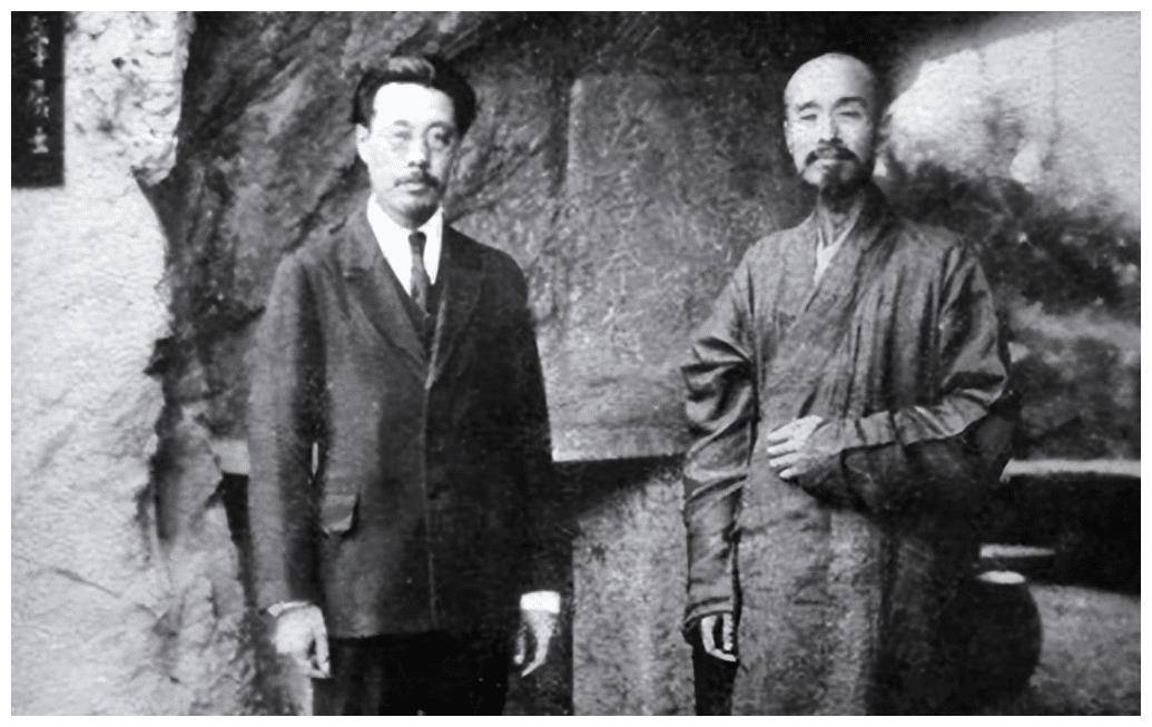 李叔同出家前,弟子丰子恺问他忍心抛弃妻儿吗?李叔同的回答绝了