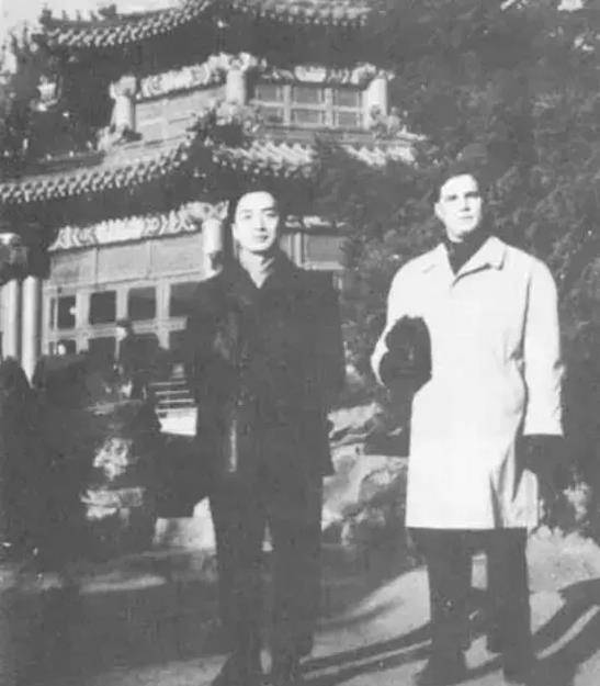 争议:我能让女人和男人都为我神魂颠倒_时佩璞_伯纳德·布希科_法国