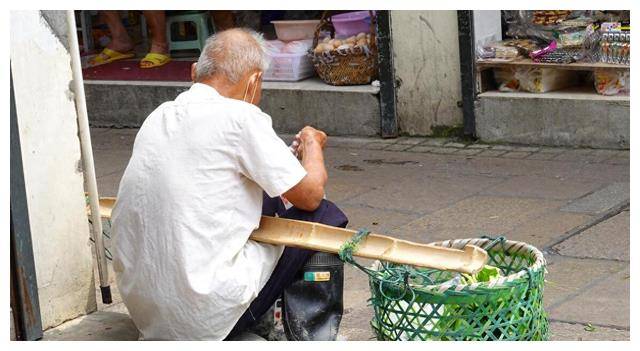 割篮子老头图片大爷图片