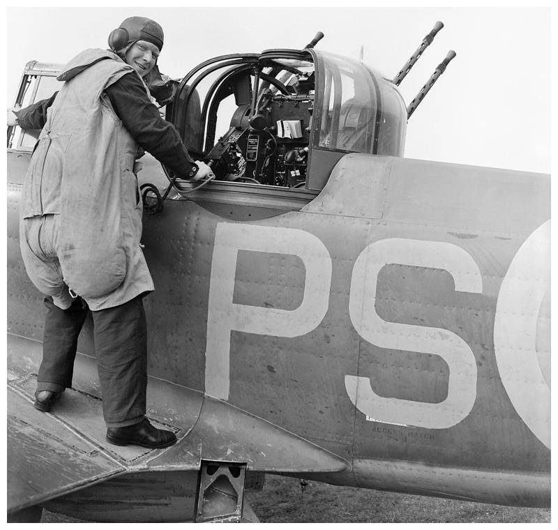 背着炮塔的战斗机,博尔顿保罗"无畏"式战斗机_英国_飞行_起落架